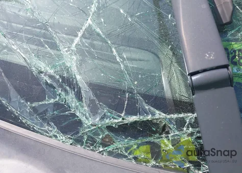 2011 Hyundai Sonata Se 2.0T from USA, damaged, VIN 5NPEC4AB9BH318192